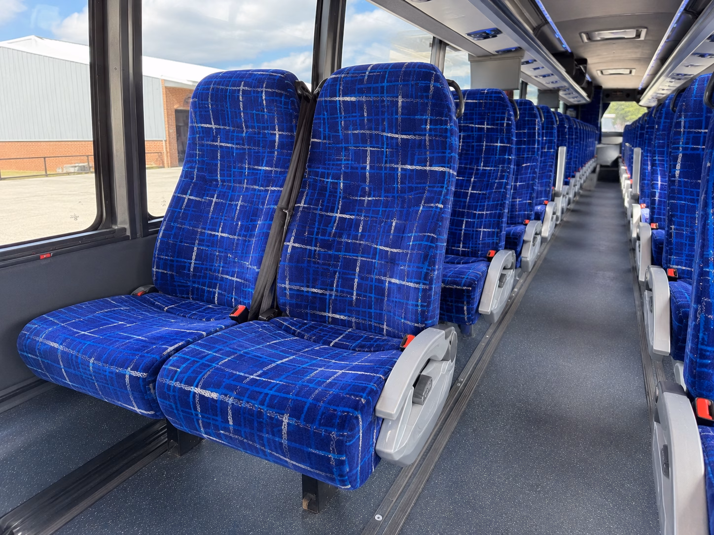 employee shuttles for lexington offices and job sites