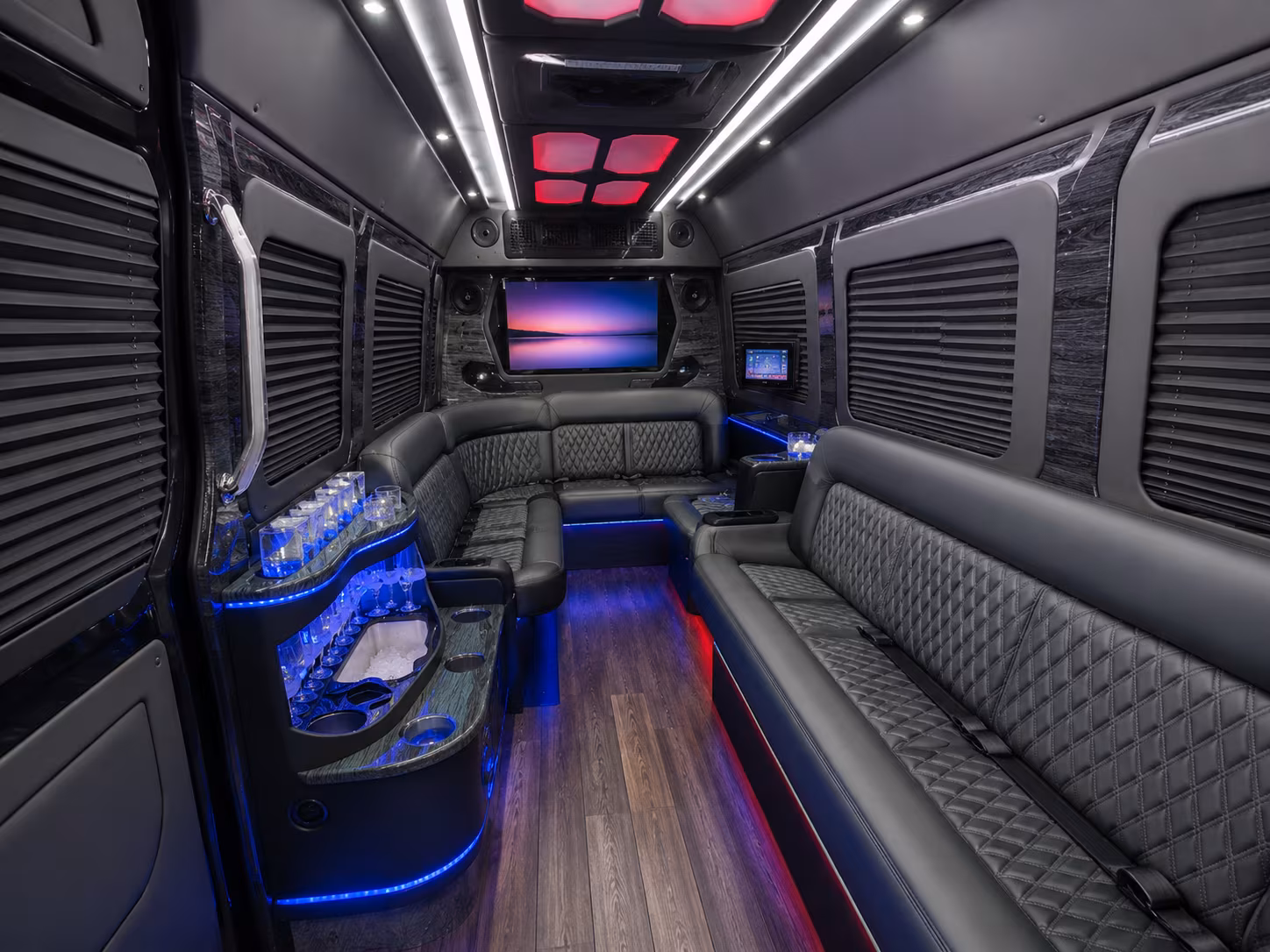 lexington custom day trip and driving tour bus rentals